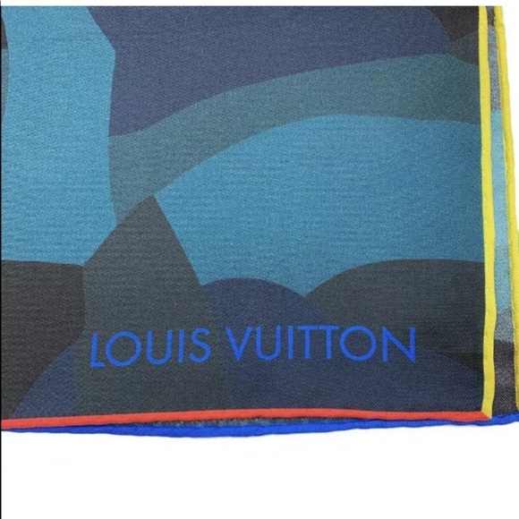 Louis Vuitton Silk Scarf Bandana Neck Scarf Camo - Picture 3 of 9